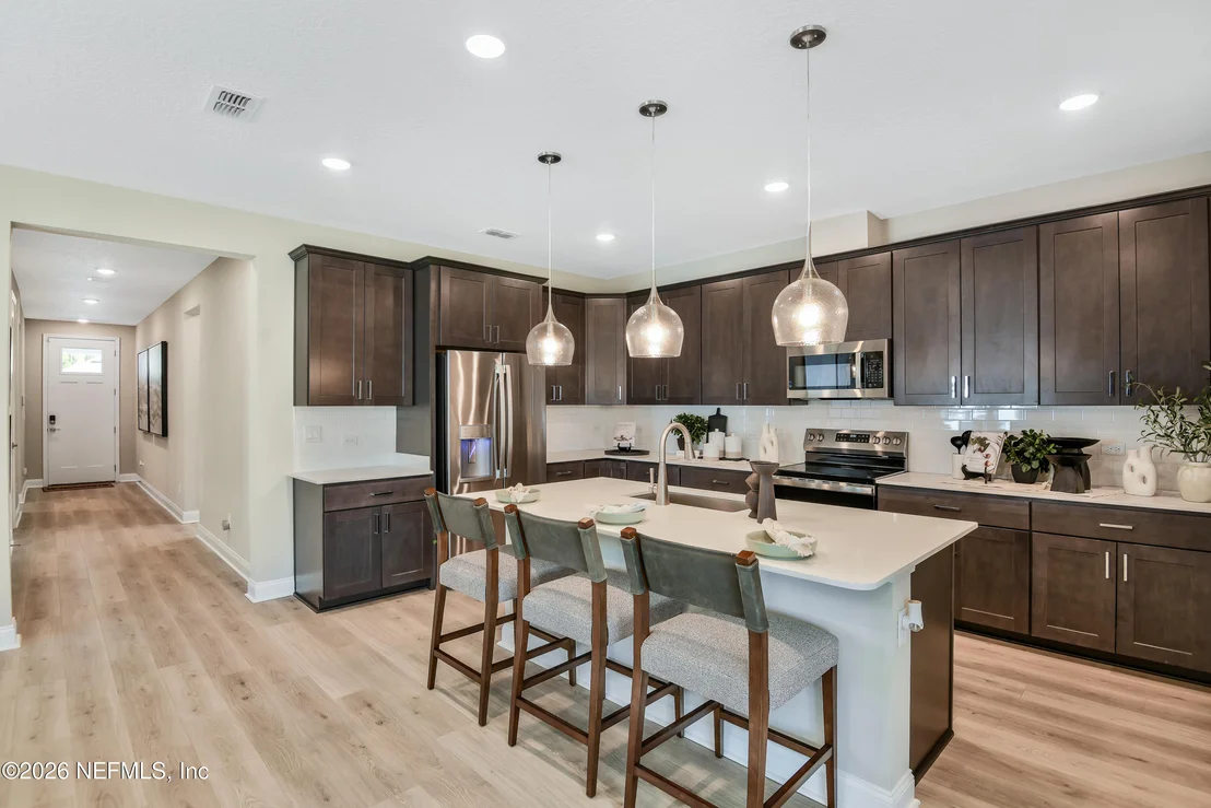 Photo of 33 ENCLAVE Avenue