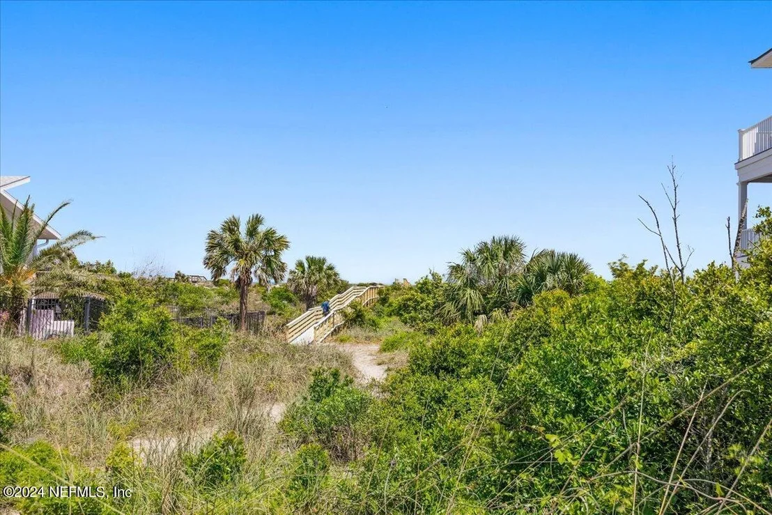 Photo of 92 OCEANVIEW Drive