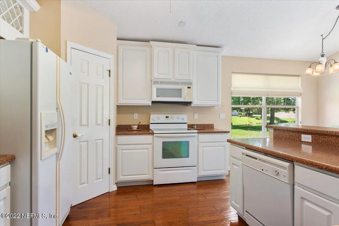 Photo of 1545 REMINGTON Way