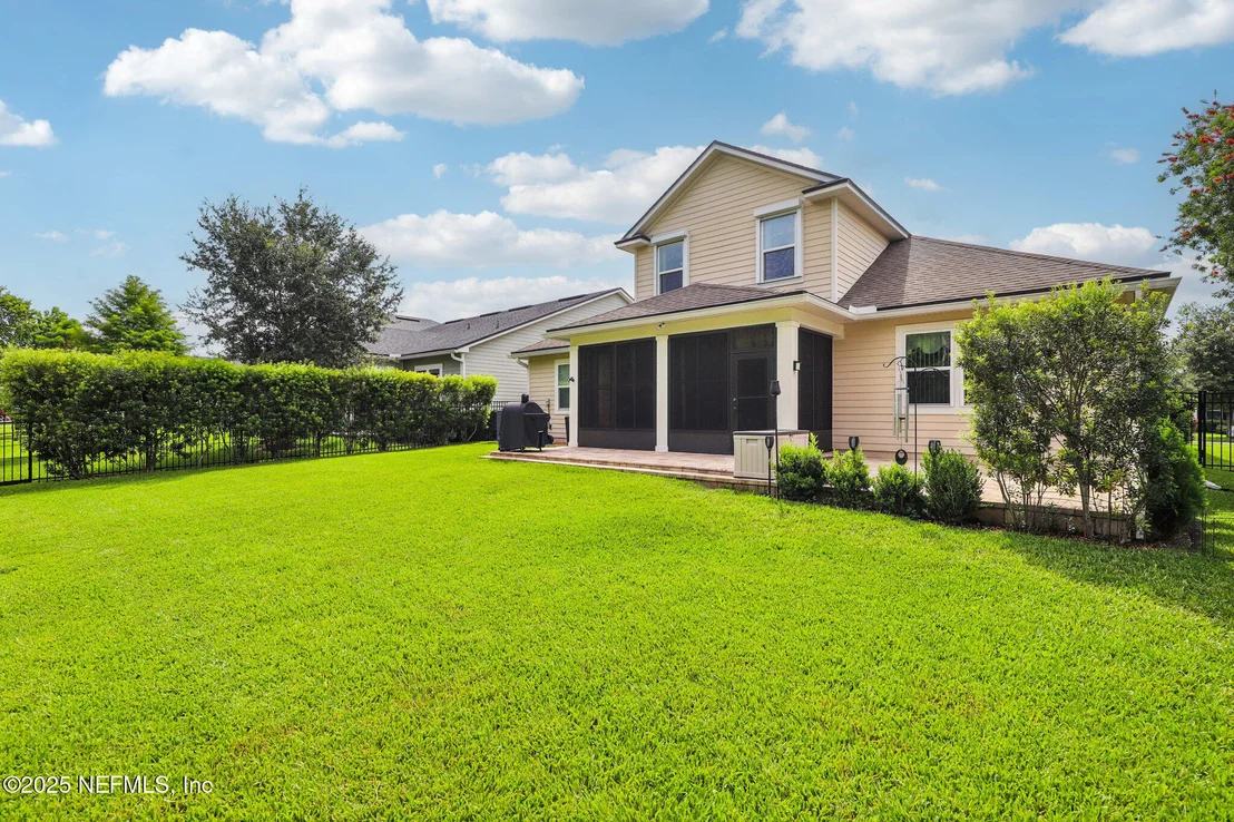 Photo of 261 PALISADE Drive