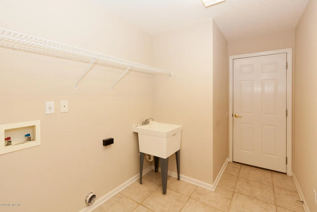 Photo of 8517 HAMPTON LANDING Drive