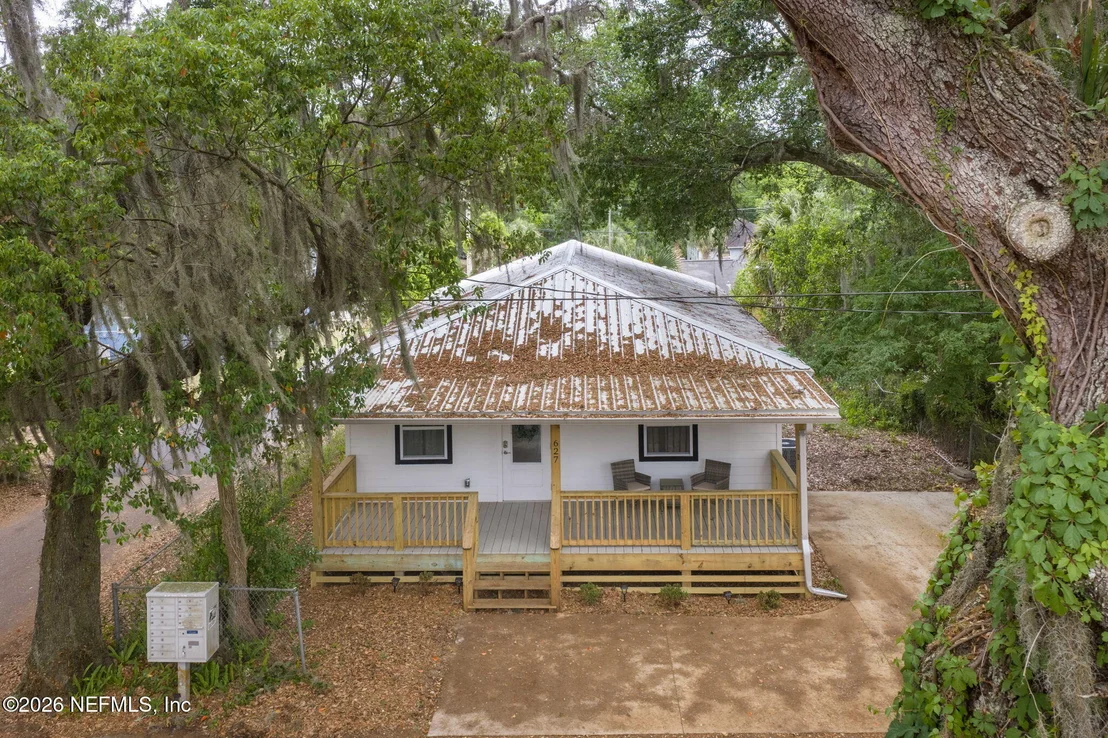 Photo of 627 CATHEDRAL Place