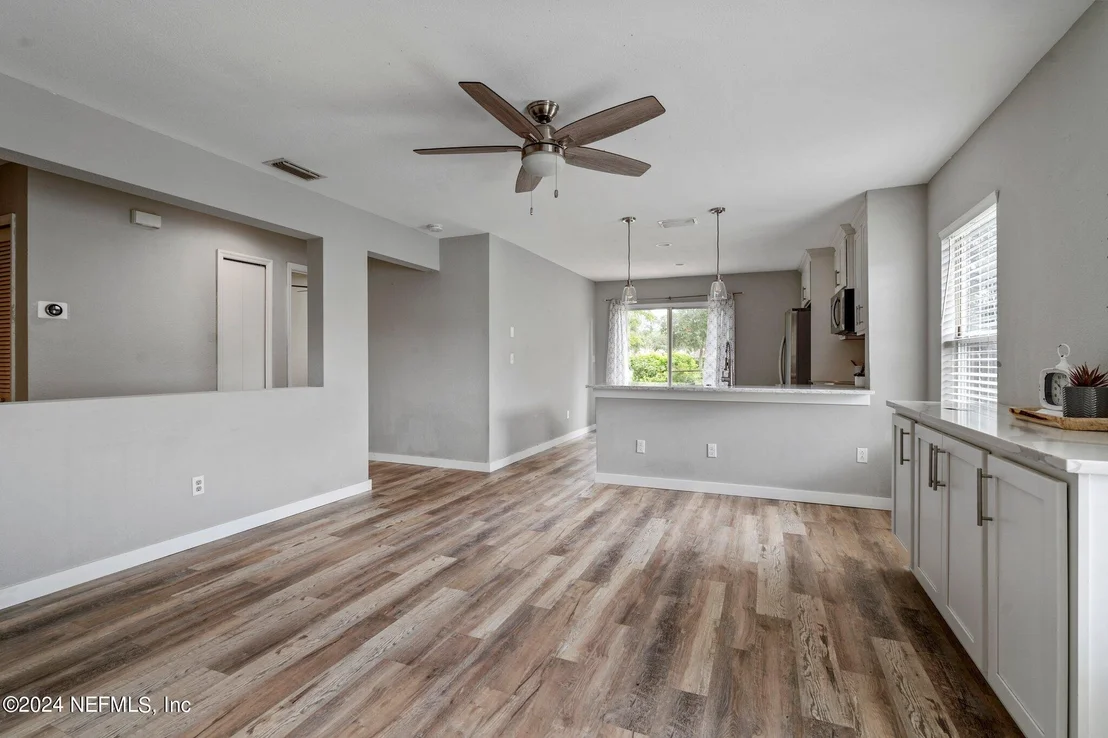 Photo of 926 WYNFIELD Circle