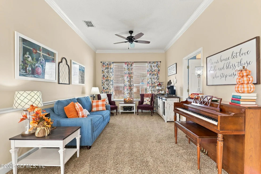 Photo of 424 HUCKLEBERRY Trail