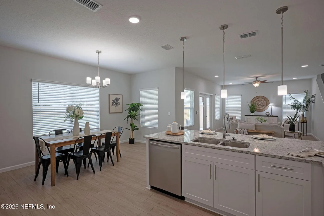 Photo of 3372 TIGER HOLE Road