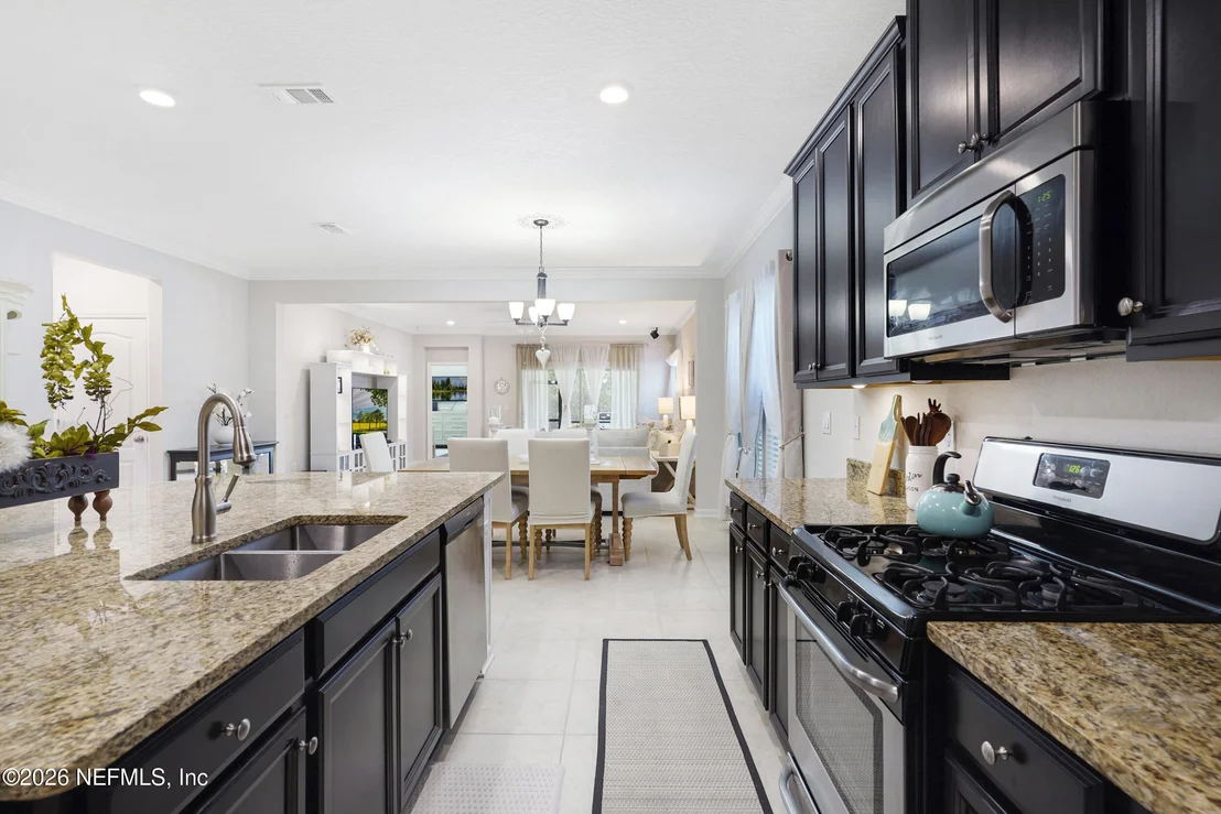 Photo of 45 OTERO Point