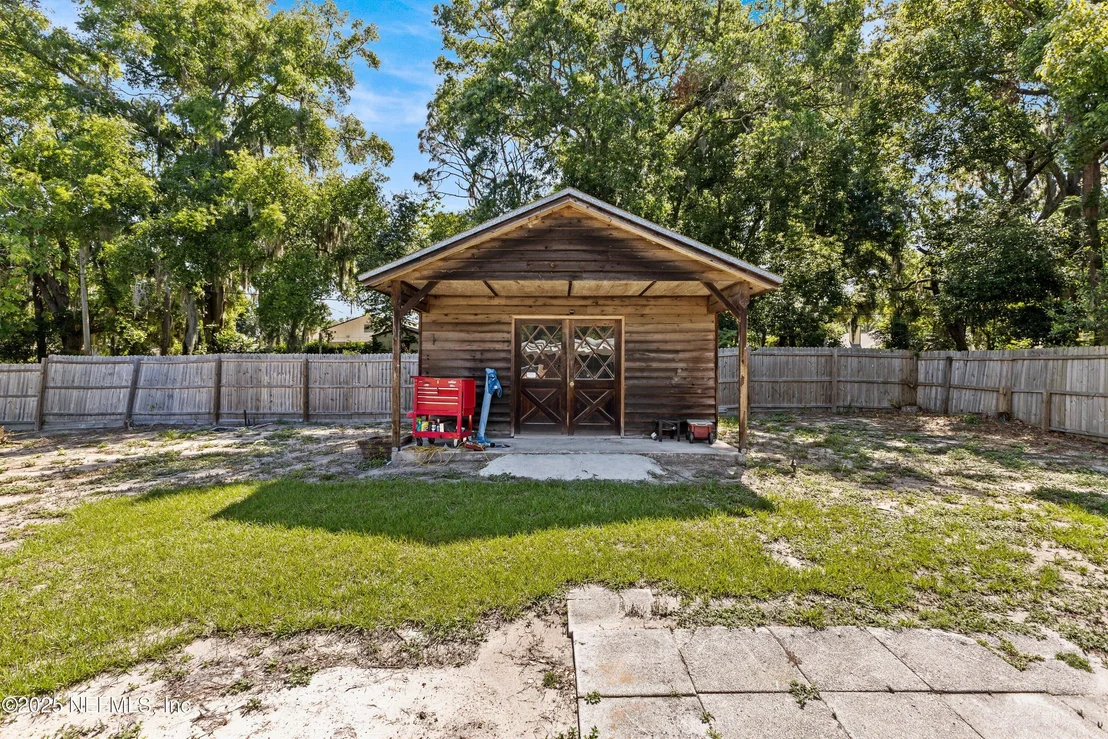 Photo of 4003 MEEK Drive S