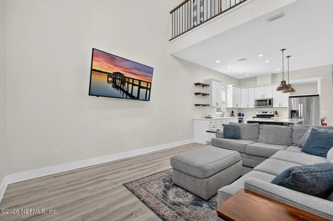 Photo of 70 ONEIDA Street