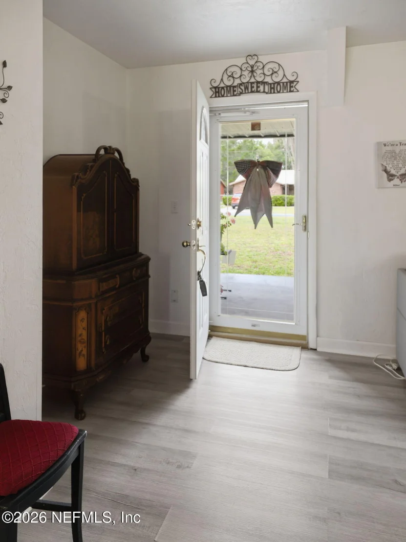 Photo of 334 7TH Way