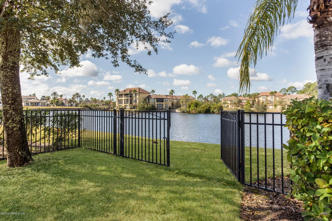 Photo of 147 LA MESA Drive