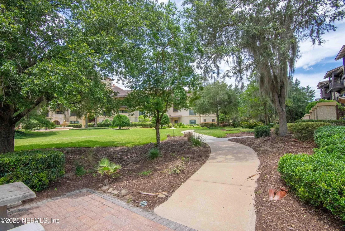 Photo of Unit 102 at 965 REGISTRY Boulevard