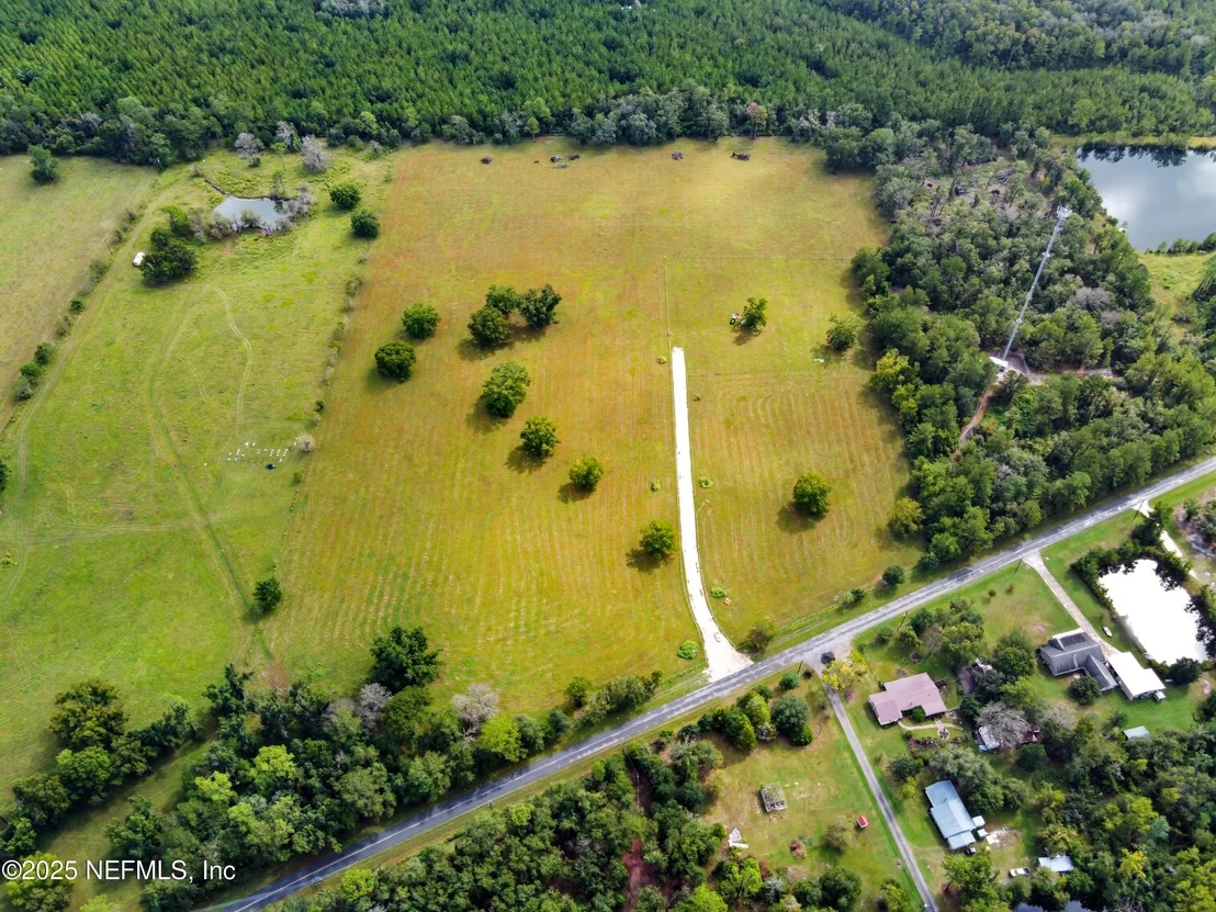 Photo of 11242 HOGAN Road