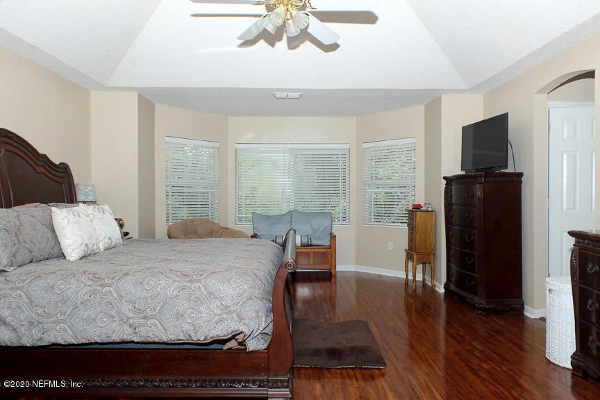 Photo of 4560 SADDLEHORN Trail
