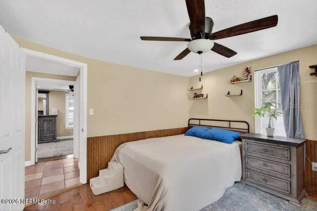 Photo of 121 DAREN Drive
