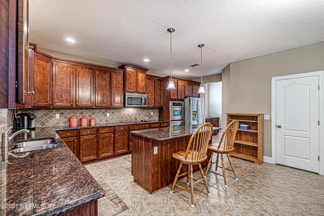 Photo of 363 WILLOW WINDS Parkway
