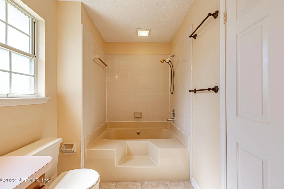 Photo of 401 BAYBROOK Drive