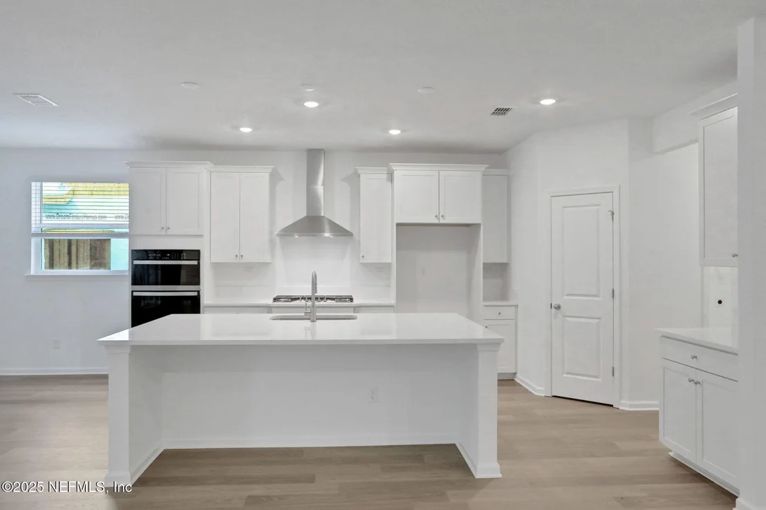 Photo of 4023 BRICK WALL Cove