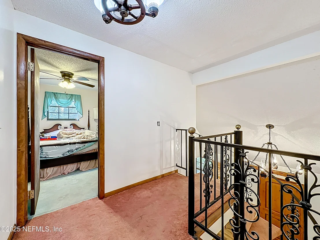 Photo of 35061 KAREN Road