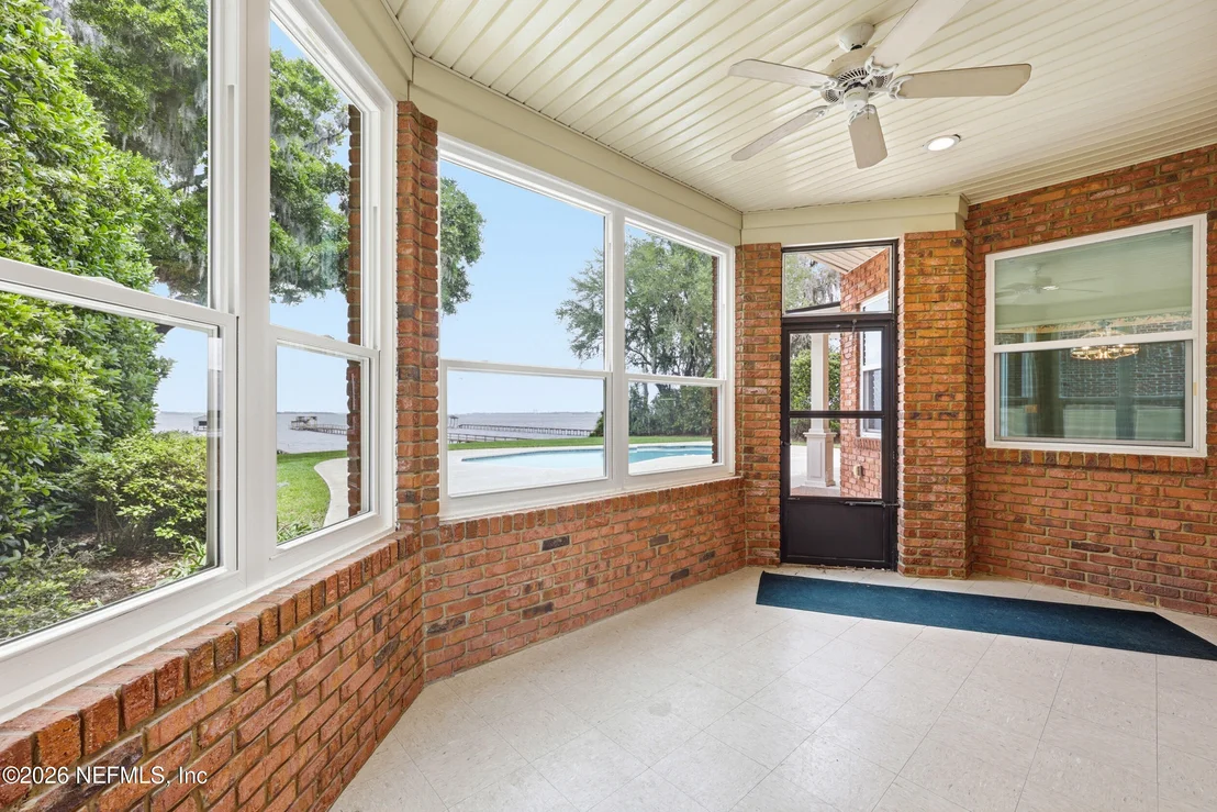 Photo of 2957 FOREST Circle