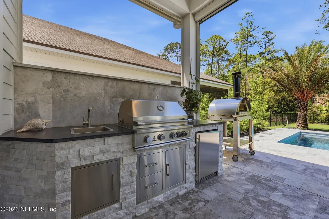 Photo of 351 PALM CREST Drive