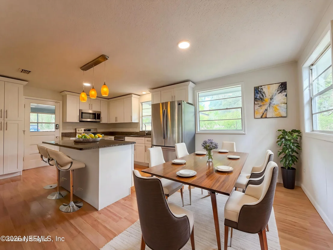 Photo of 6917 GATORBONE Road