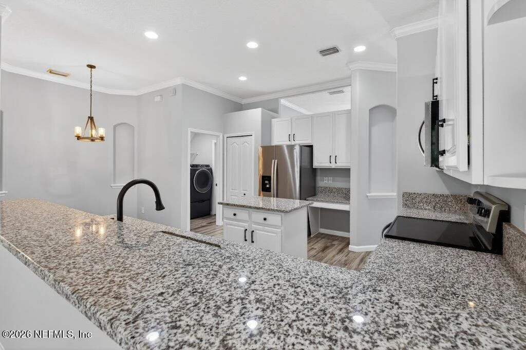 Photo of 1218 WATERFALL Drive
