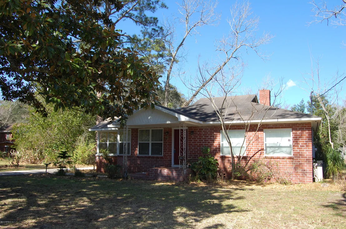 Photo of 2649 COMMUNITY Road