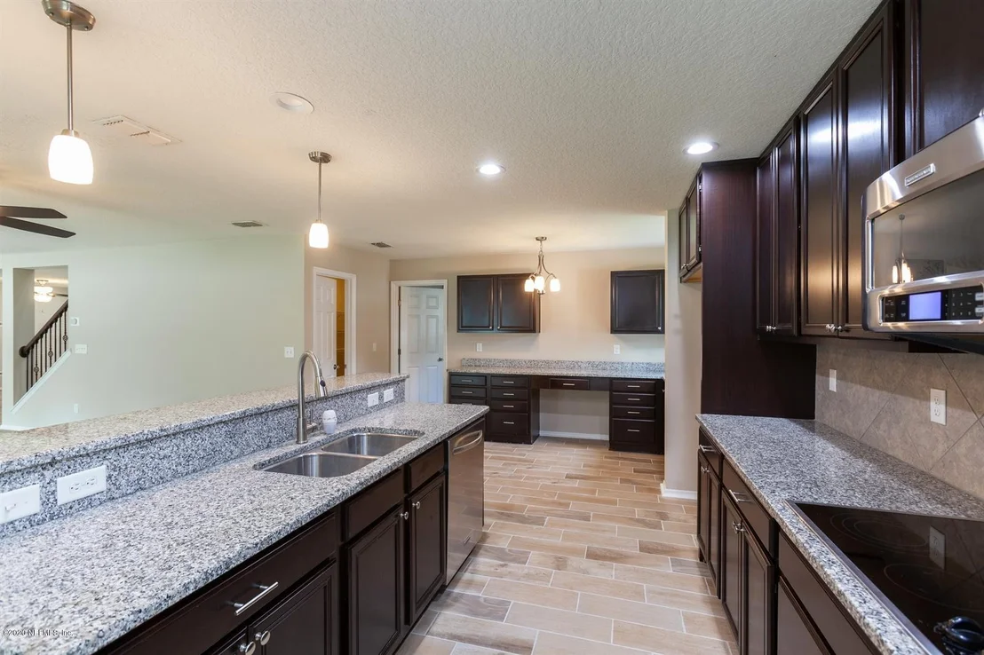 Photo of 193 TERRACINA Drive