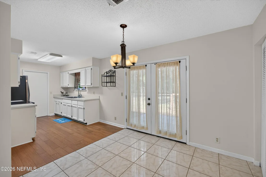 Photo of 2829 BLACKBERRY Avenue