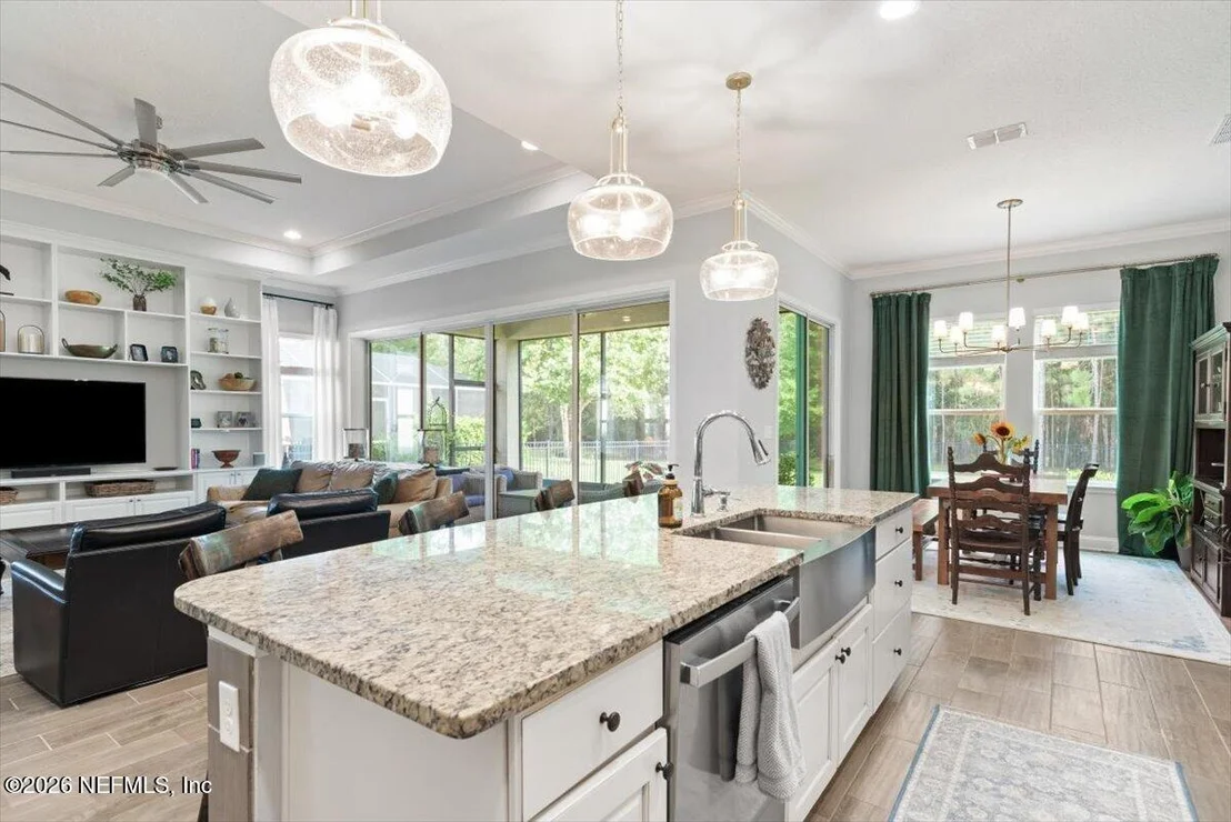 Photo of 255 SPLIT OAK Road