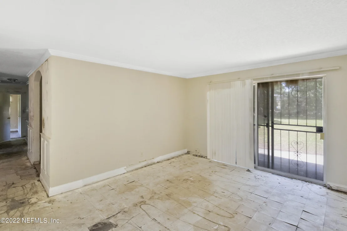 Photo of 8515 BERMUDA Road