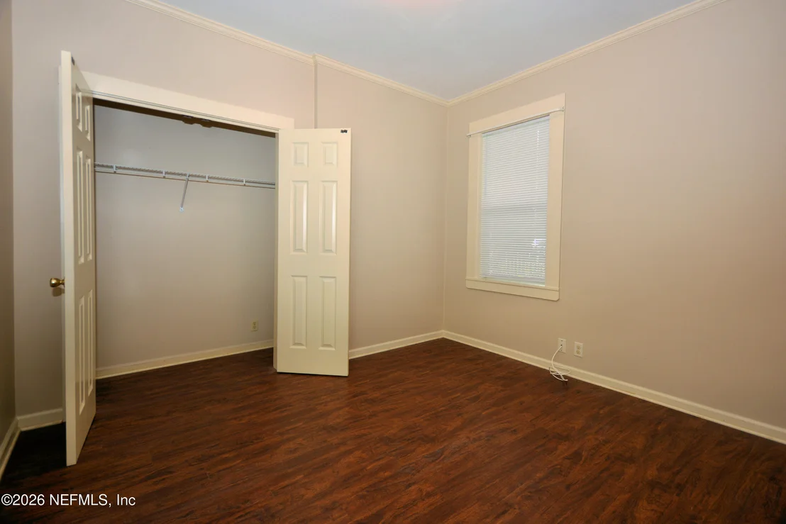 Photo of 4605 APPLETON Avenue
