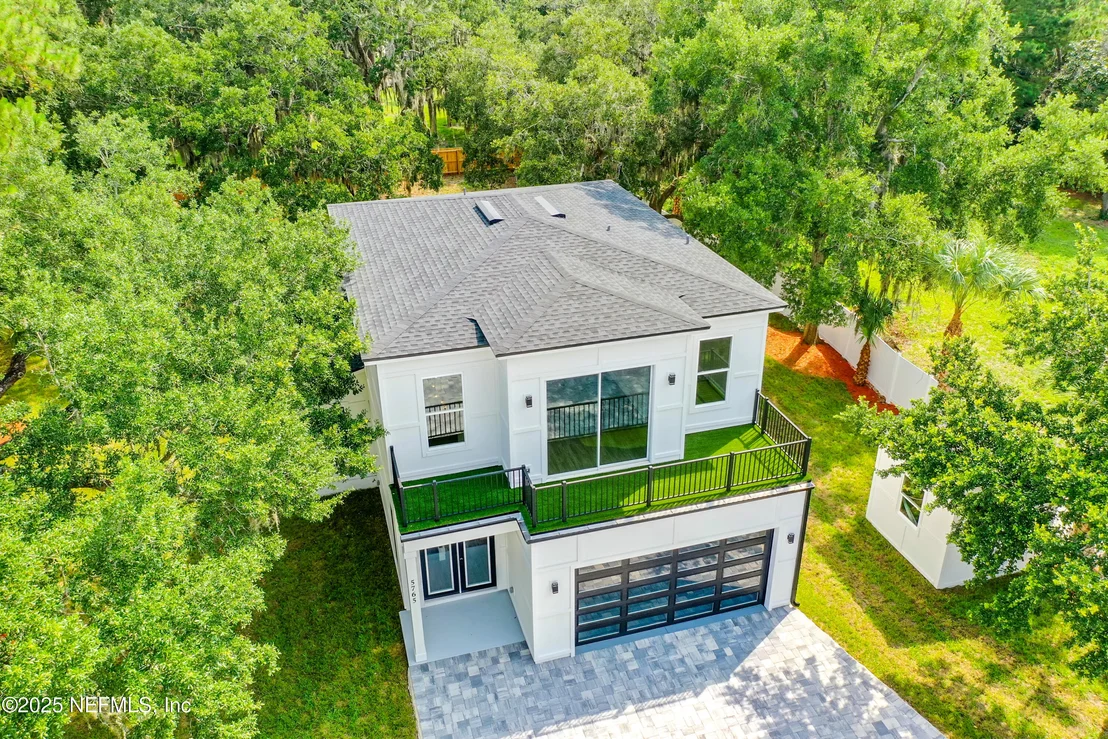 Photo of 5765 HECKSCHER Drive