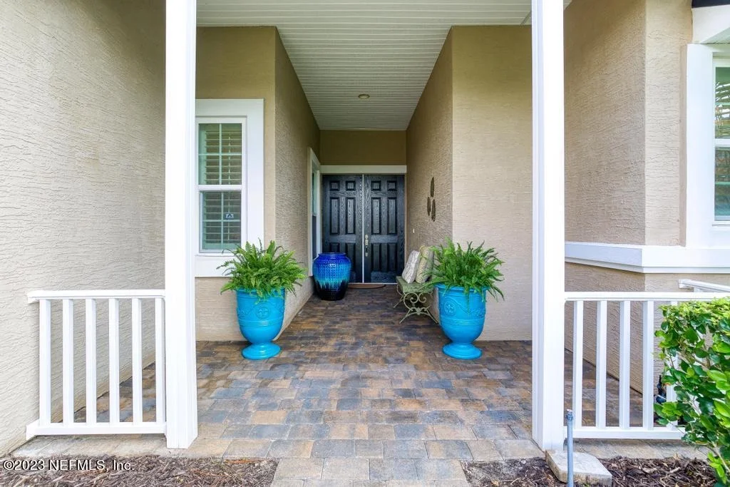 Photo of 1604 SUGAR LOAF Lane