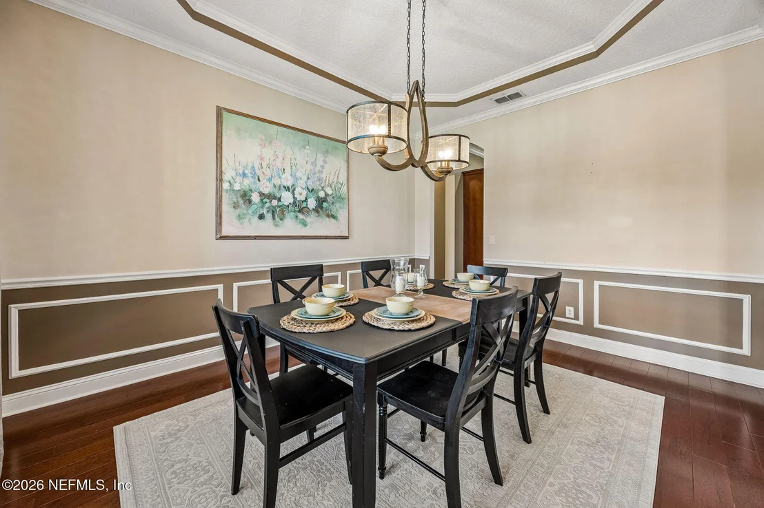 Photo of 321 ADDISON Court