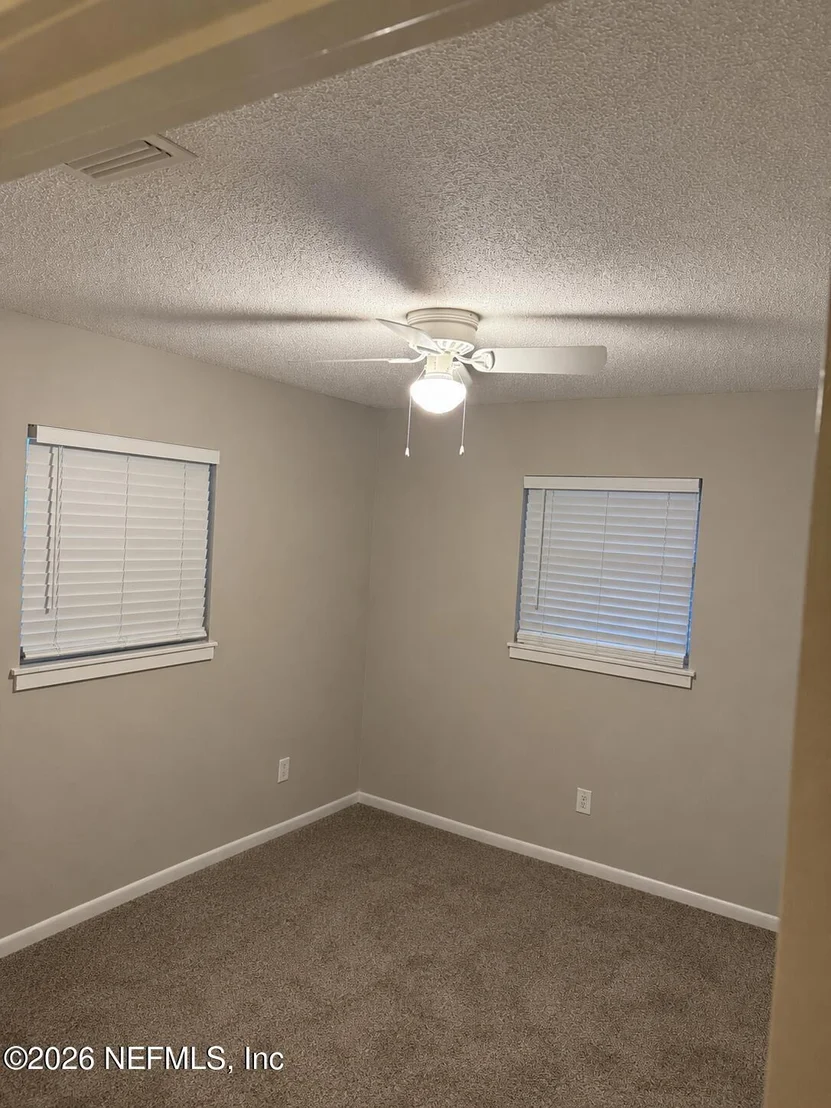 Photo of 8647 HIPPS Road