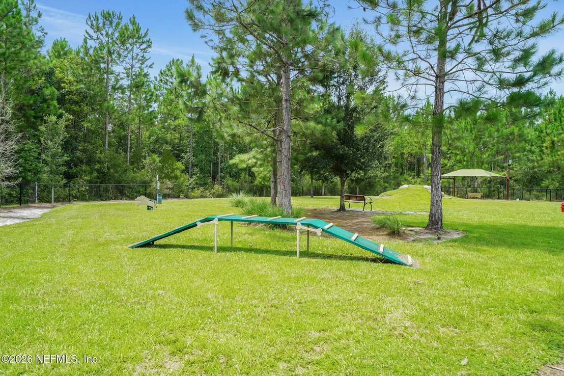 Photo of 98 YARDLEY Court
