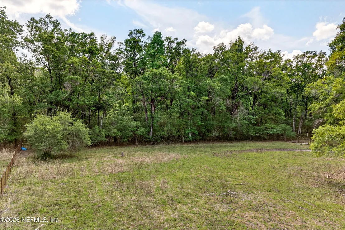 Photo of 43122 PINERIDGE Drive