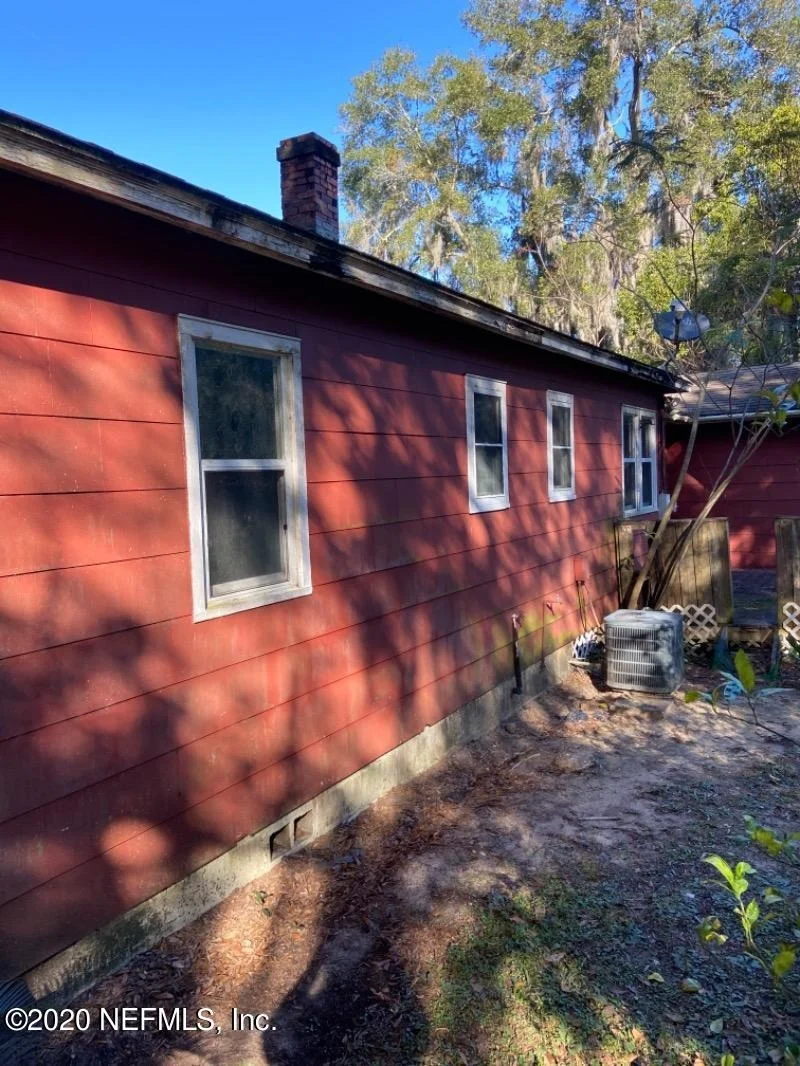 Photo of 1715 HILLTOP Boulevard