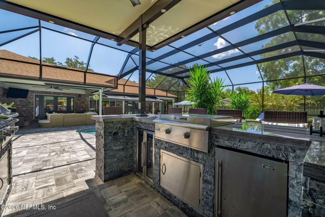 Photo of 8148 BLUE JAY Lane