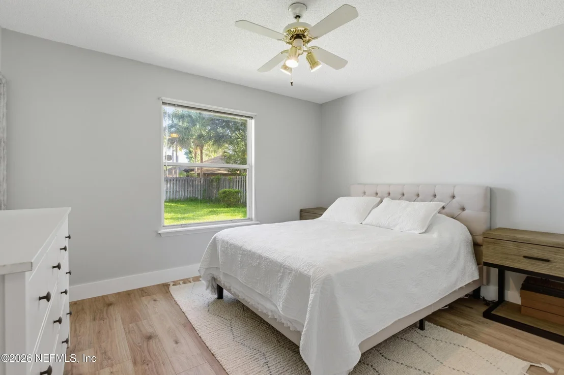 Photo of 421 CHICOPEE Court