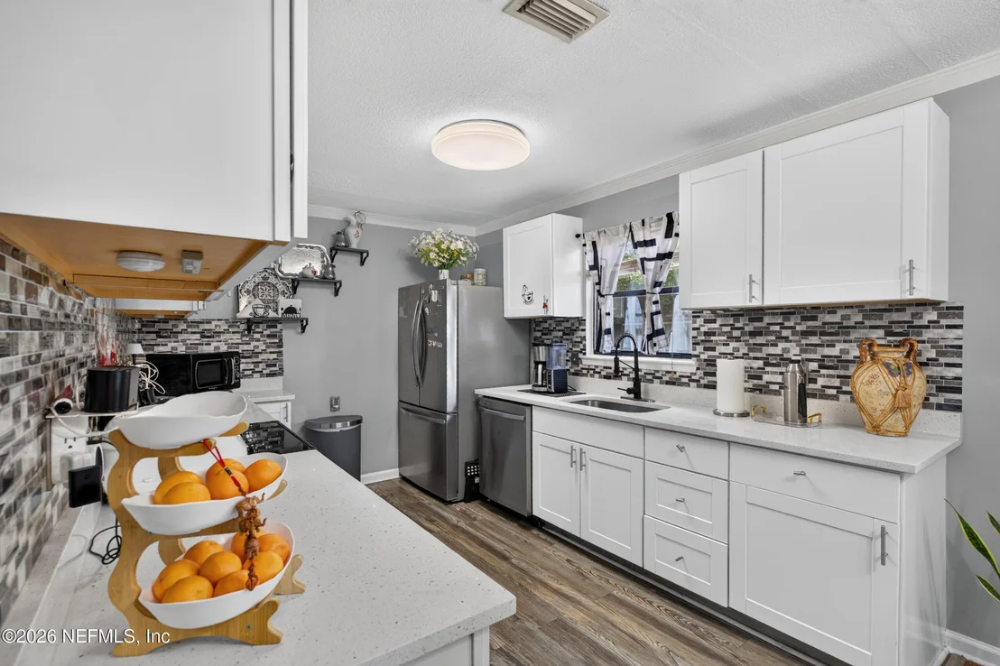 Photo of 8005 FLEUR DE LIS Drive
