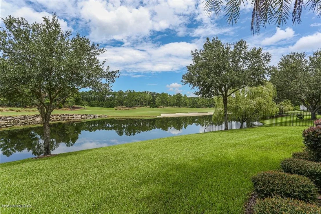 Photo of 1180 REGISTRY Boulevard