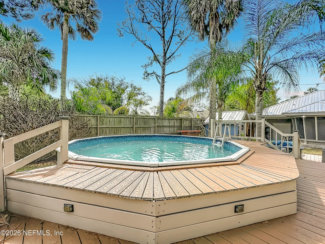 Photo of 18 SOLANO Avenue