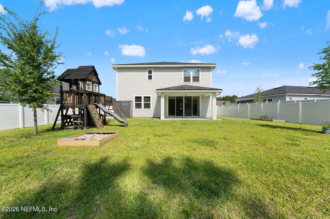 Photo of 615 BARTRAM DOWNS Road