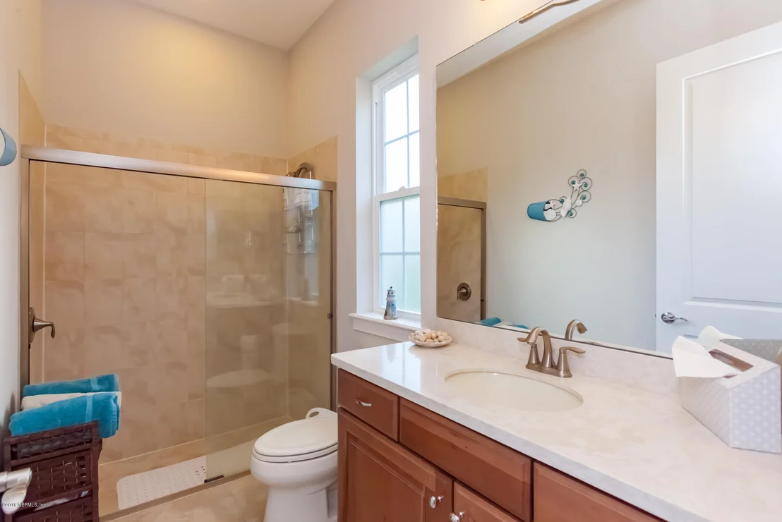 Photo of 216 VALE Drive