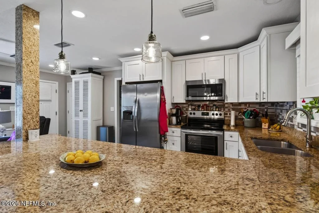 Photo of 1215 LE BRUN Drive