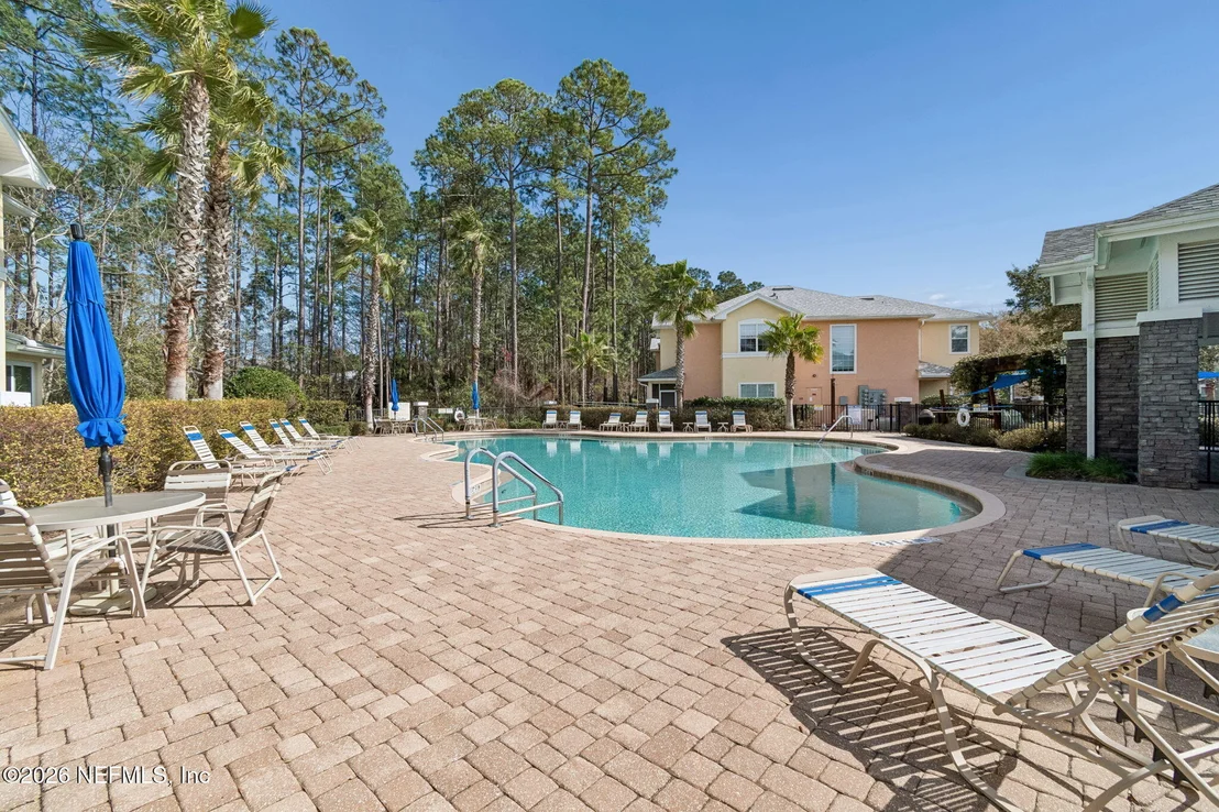 Photo of Unit 1005 at 175 BAYBERRY Circle