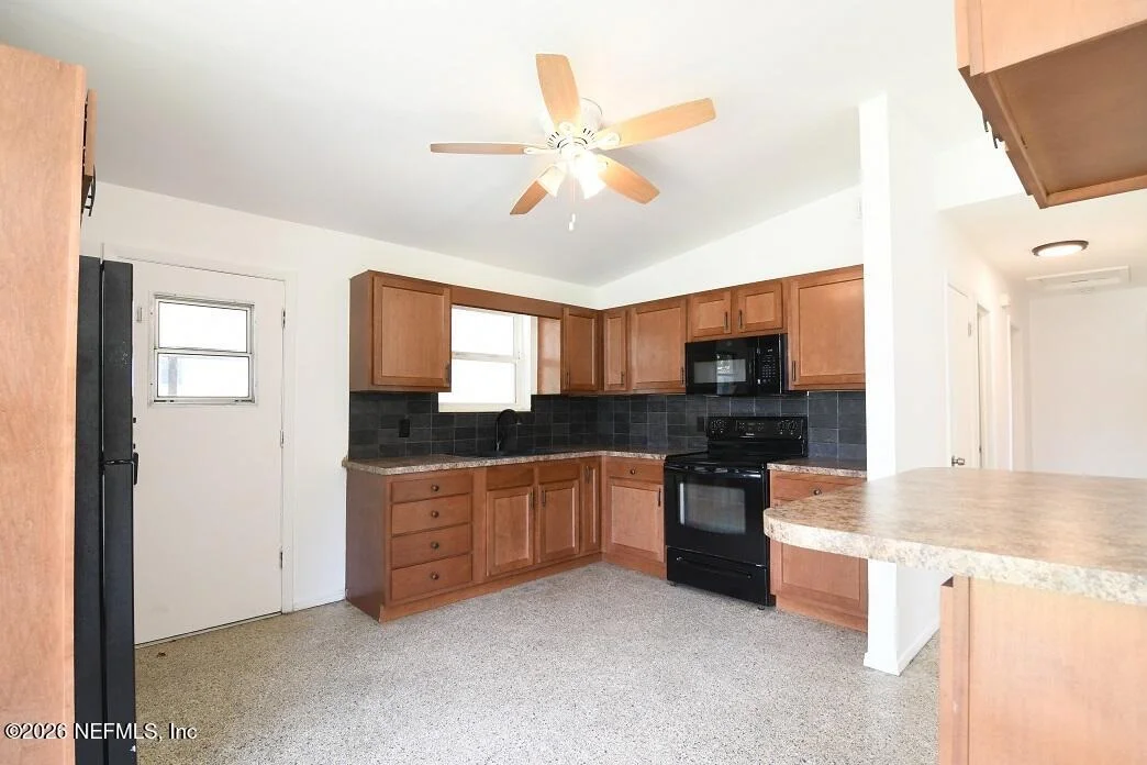 Photo of 7435 BAMBERG Road