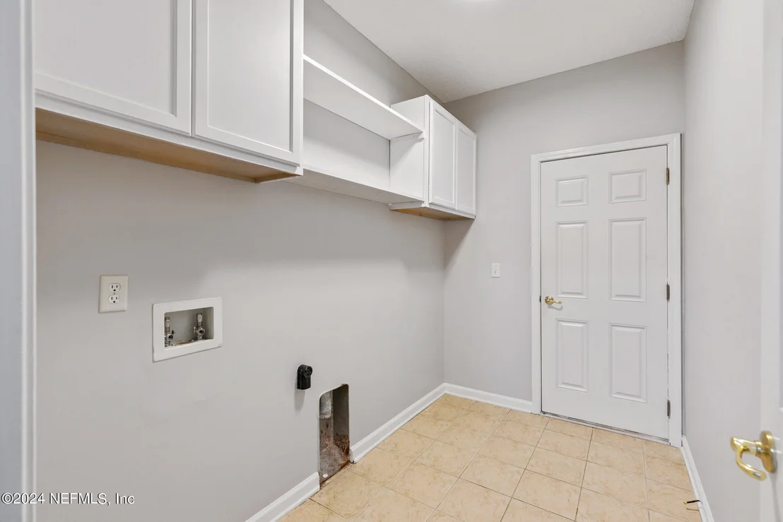 Photo of 4120 LONICERA Loop